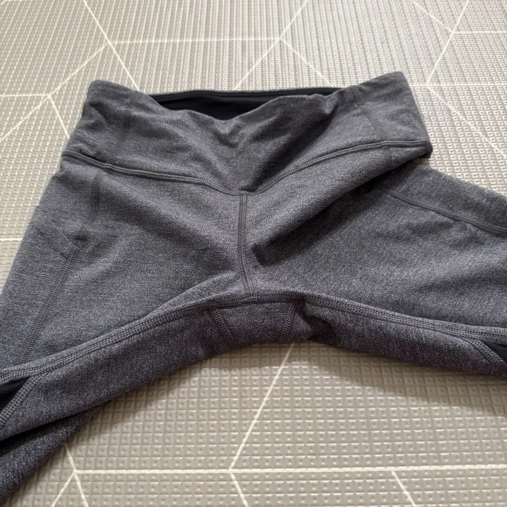 Lululemon Pace Revival Crop‎ Leggings Size 4 Gray & Black EUC